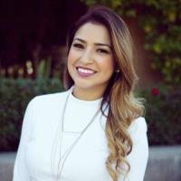 Frania Flores